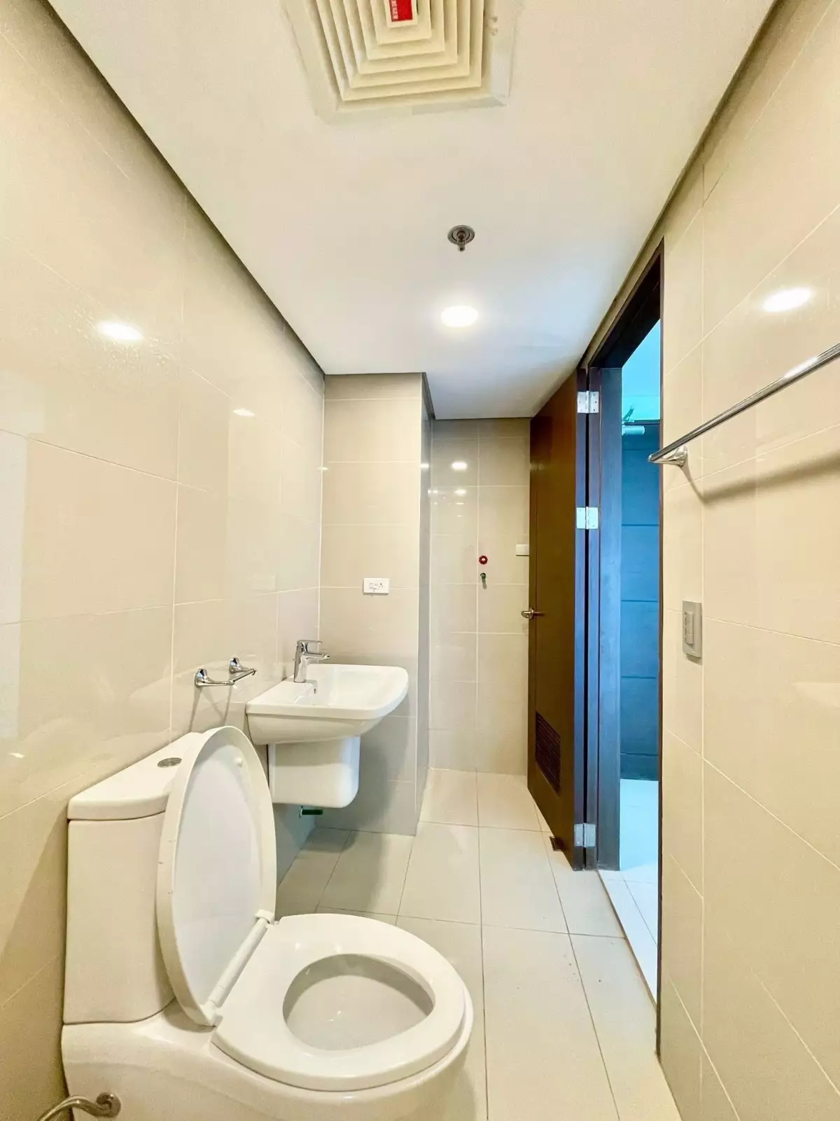 38 Park Avenue - Special Studio — Studio in Apas, Cebu City, Cebu — Photo 5
