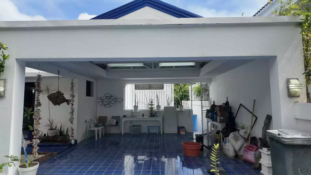 Elegant House for SALE in Banilad, Cebu City with Swimming Pool — House and Lot in Brgy, Gov. M. Cuenco Avenue, Cebu City — Photo 2