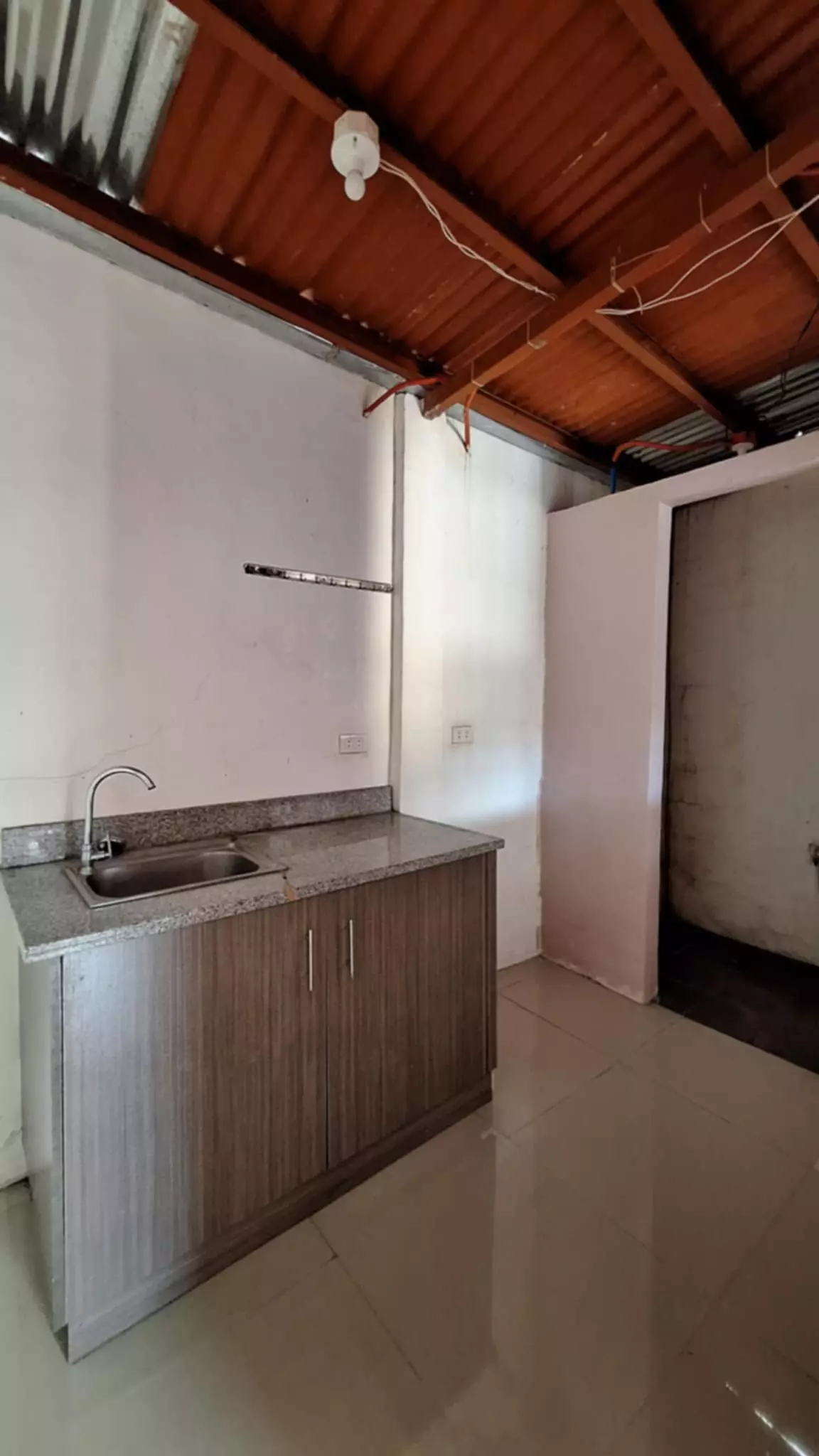 Casa Mira Naga Townhouse for sale — Townhouse in City of Naga, Cebu, Philippines — Photo 3