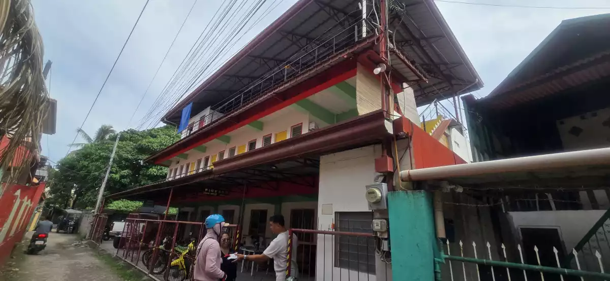 Income Generating Apartment with 25 rooms neat Acsat and FU for Sale — Apartment in Dumaguete City, Negros Oriental, Philippines — Photo 4