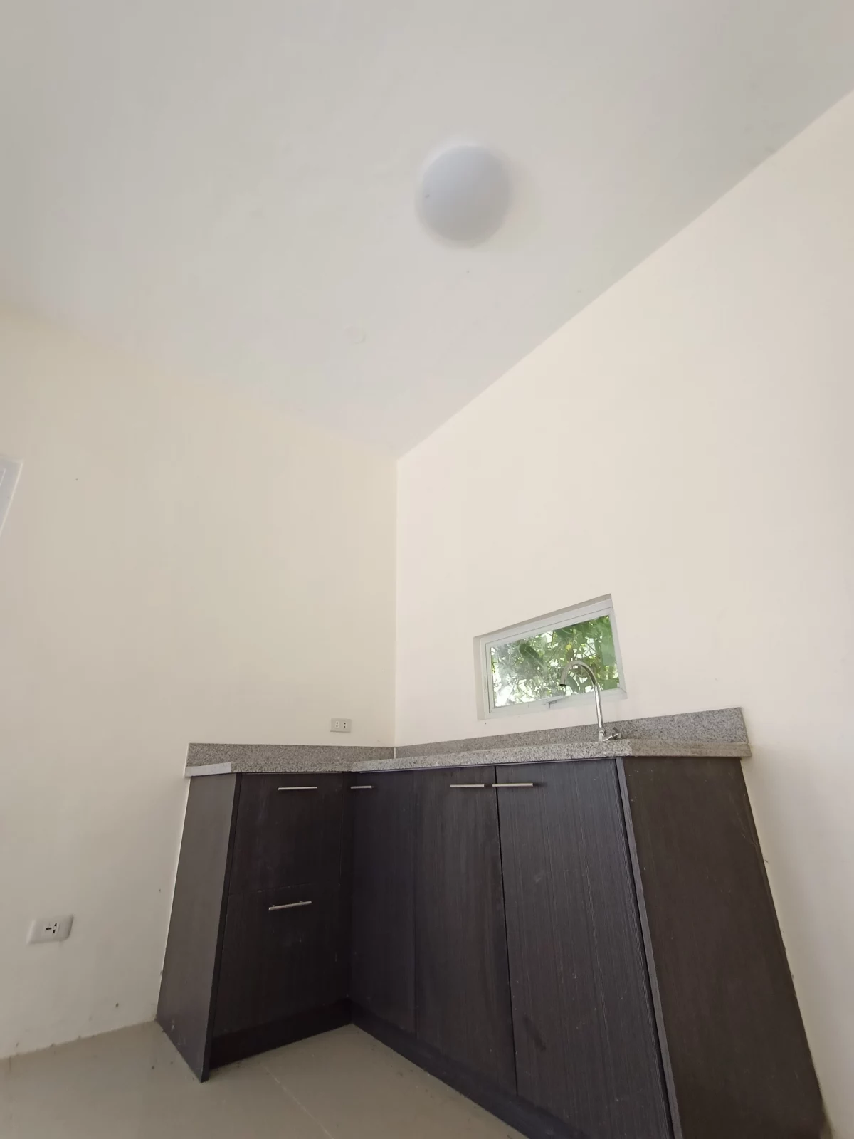 Open photo 17 of 18 — RENT TO OWN Elegant 2-Storey House and Lot in Velmiro Heights, Minglanilla, Cebu!