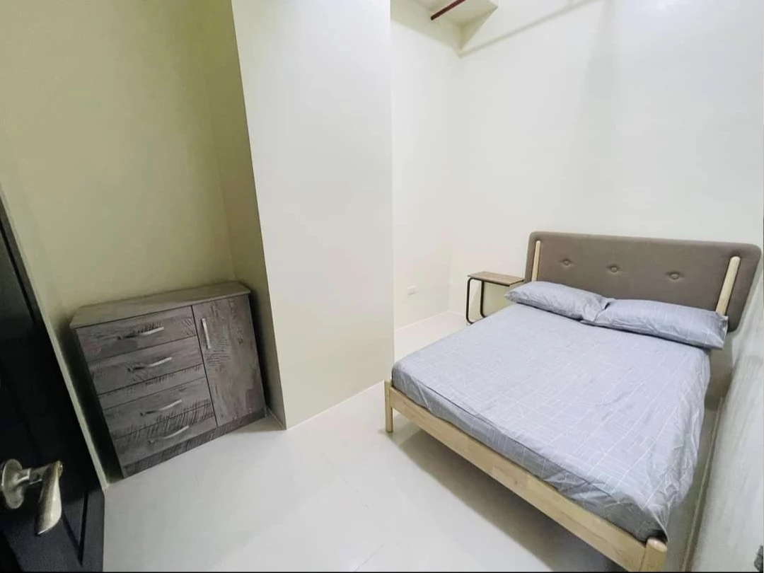 4BR ONE PAVILION PLACE FOR RENT — 4 Bedrooms in Cebu City, Cebu, Philippines — Photo 4