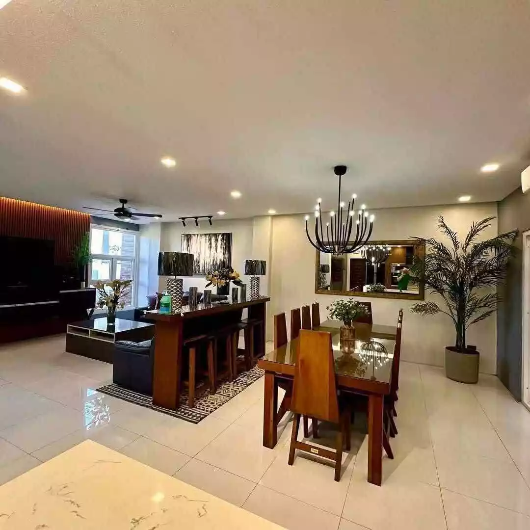 Open photo 16 of 19 — House and Lot RUSH for sale
