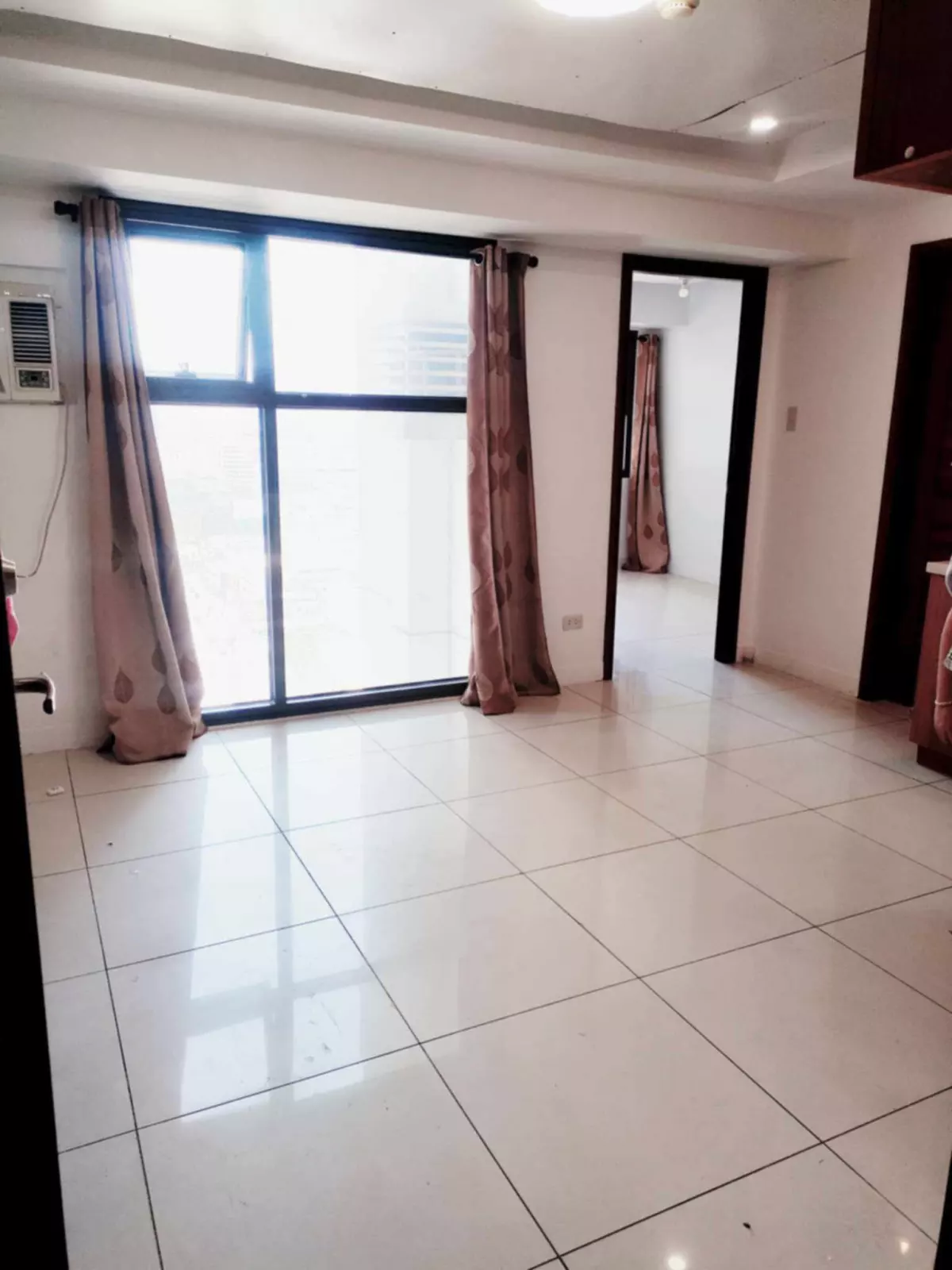 2 BEDROOM UNIT FOR SALE IN HORIZOPNZ 101 TOWER 2 — 2 Bedrooms in Cogon Ramos, Cebu City, Cebu — Photo 7