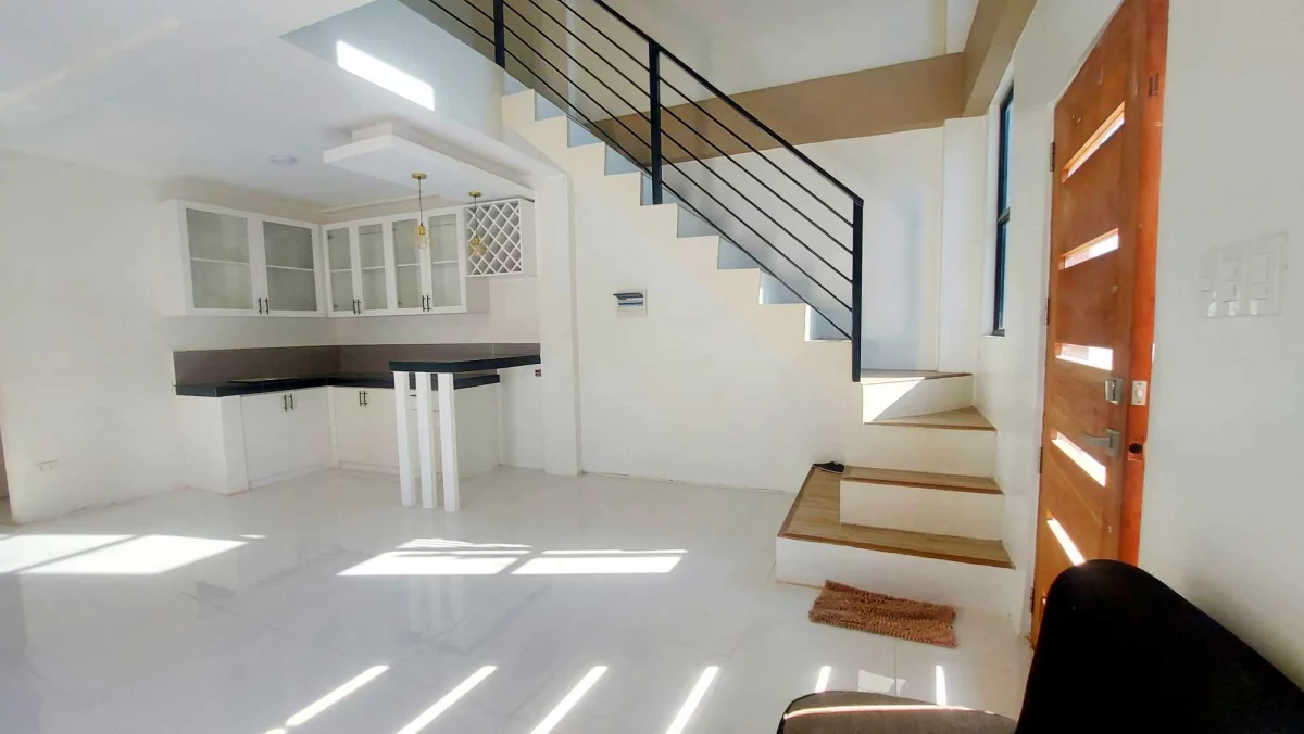 Single Detached House for Sale in Minglanilla — House and Lot in Minglanilla, Cebu, Philippines — Photo 3