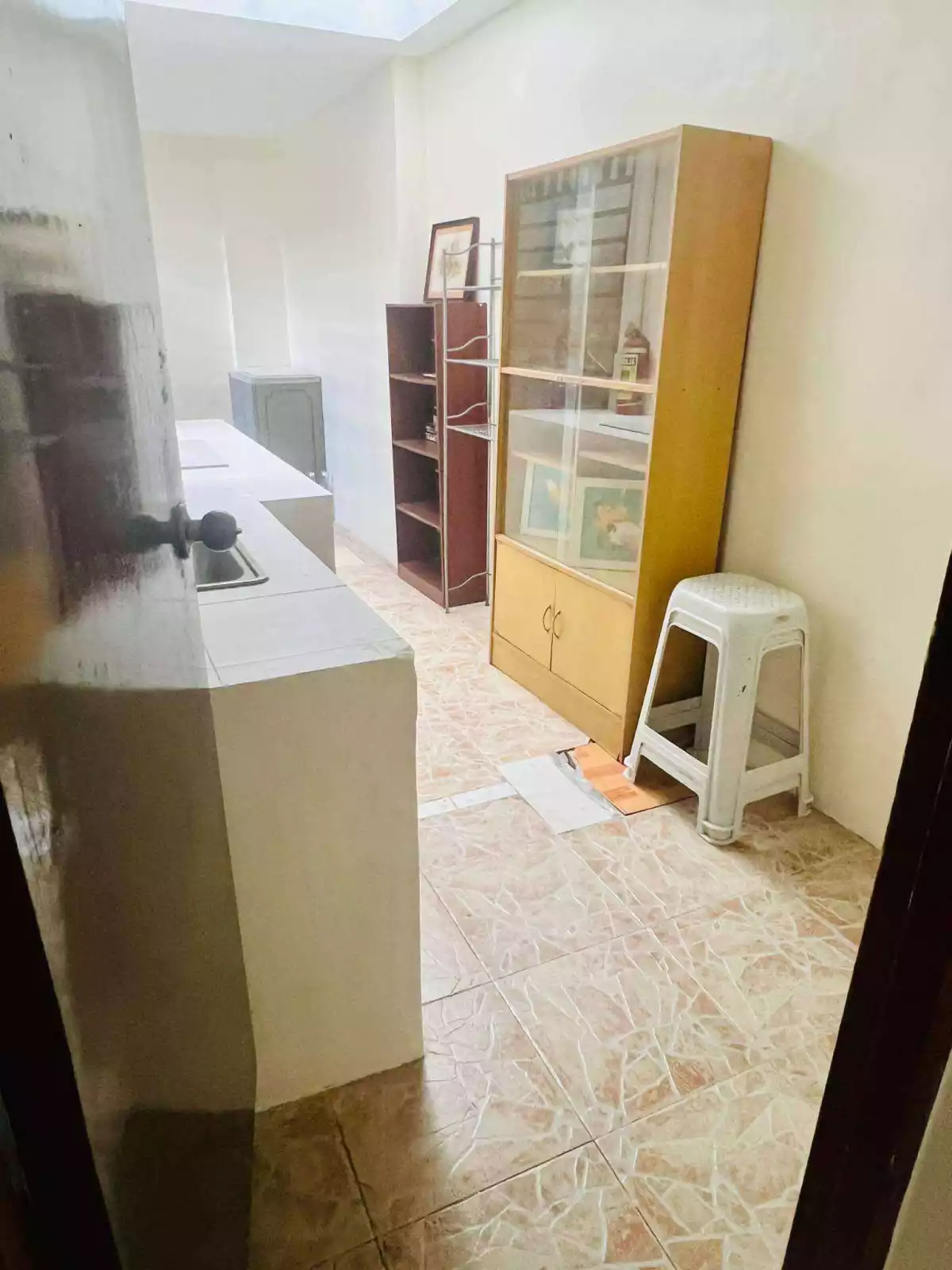 HOUSE AND LOT IN LAPU - LAPU — House and Lot in Philippines — Photo 6