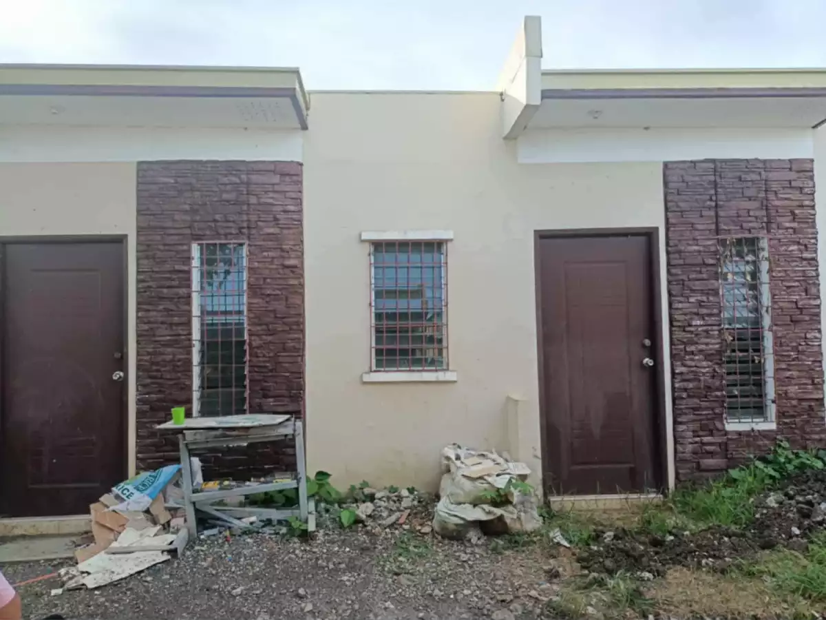 Row house — House and Lot in Oton, Iloilo, Philippines — Photo 5