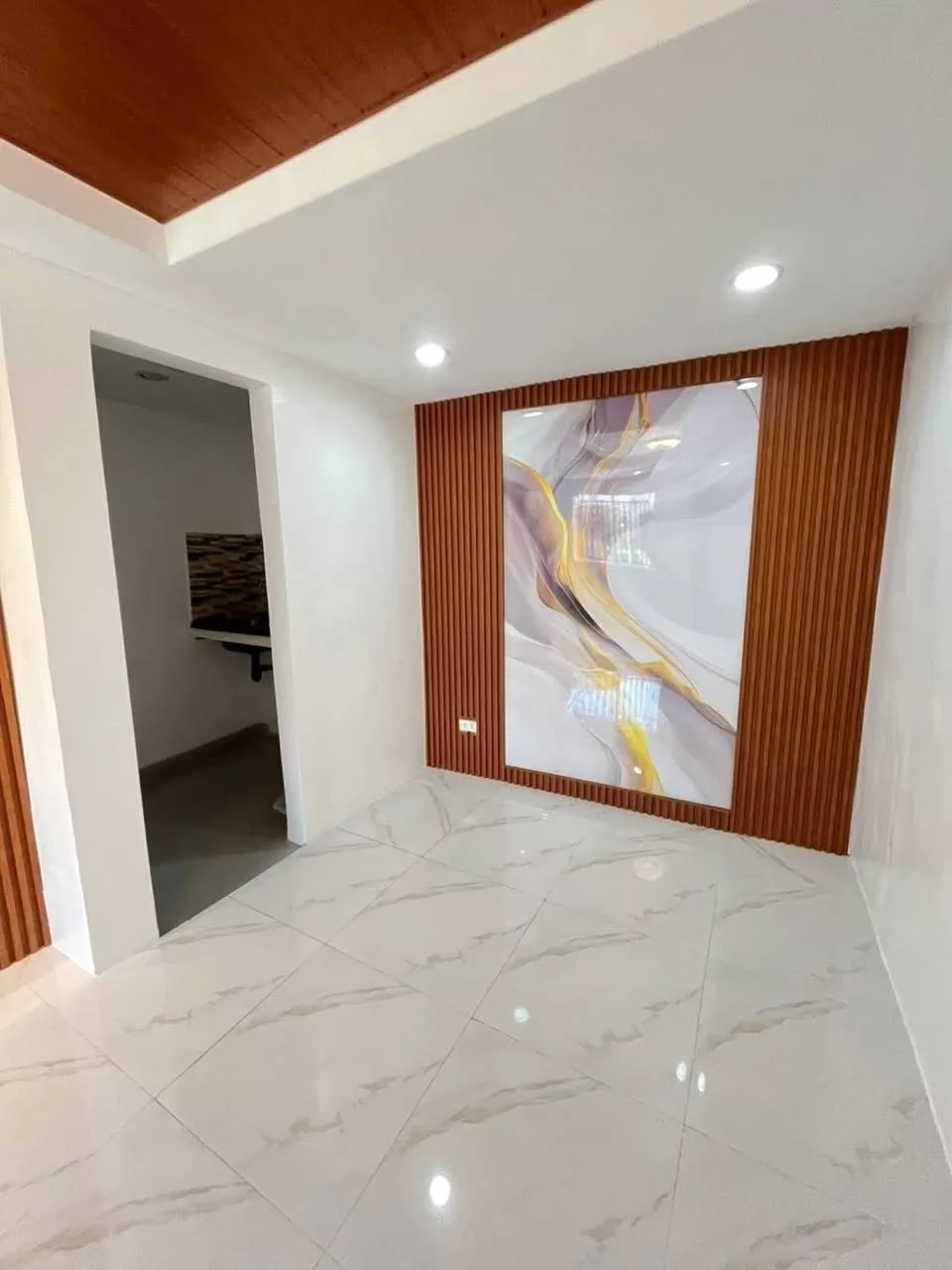 MINGLANILLA HOUSE FOR SALE — Townhouse in Minglanilla, Cebu, Philippines — Photo 3