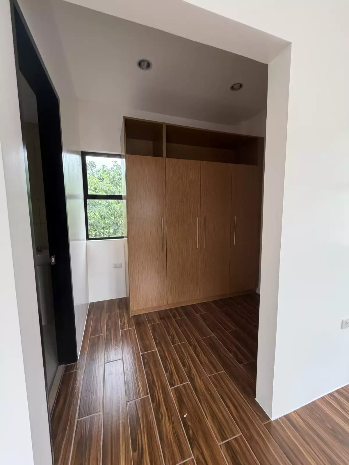 Open photo 14 of 17 — Single Detached Prime in Minglanilla Highlands
