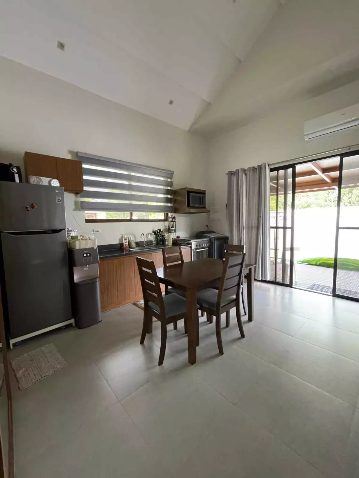 House For Rent — Beach House / Resort in Danao, Cebu, Philippines — Photo 7