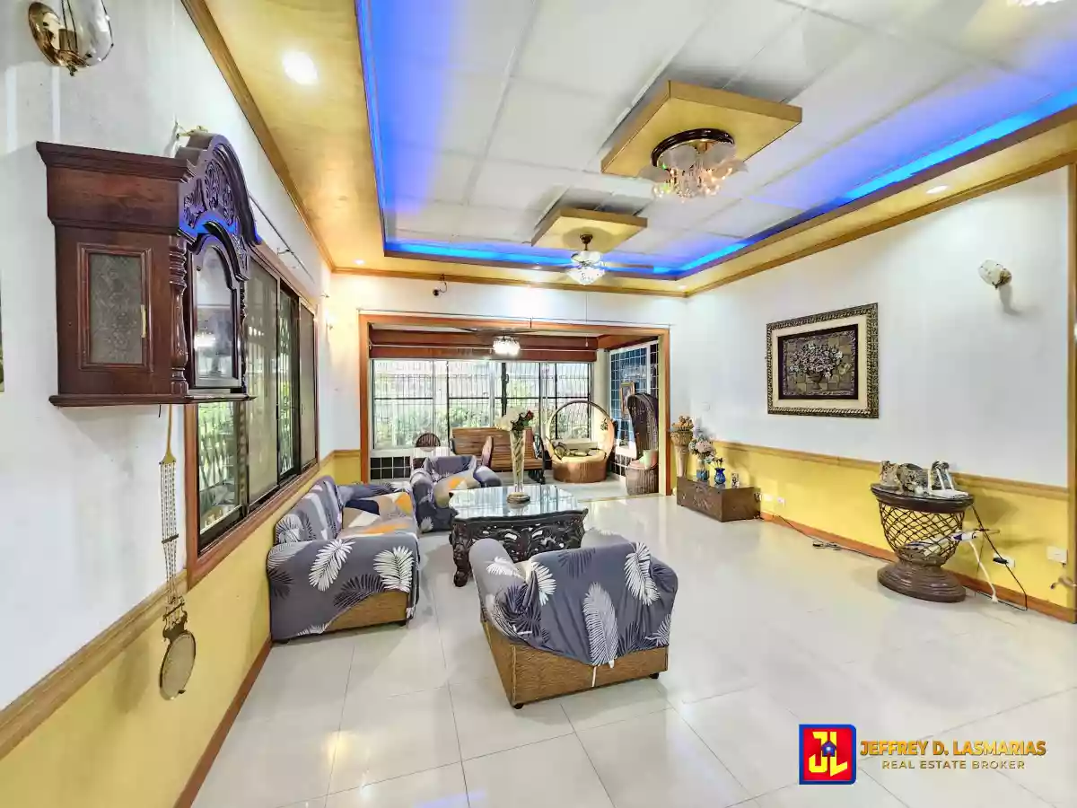 Rush Sale Amazing House in Batinguel, Dumaguete [available] — House and Lot in Dumaguete City, Negros Oriental, Philippines — Photo 4