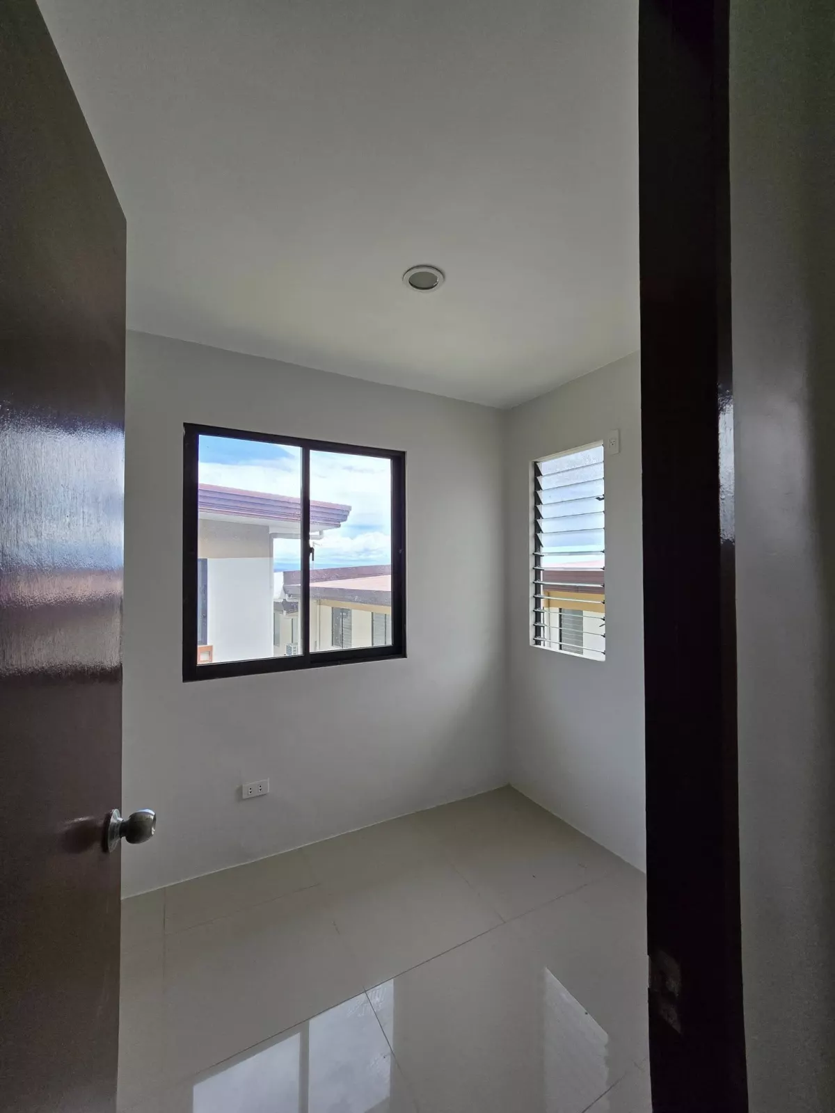Casa Mira Naga Townhouse for Sale — Townhouse in Naga, Cebu, Philippines — Photo 4