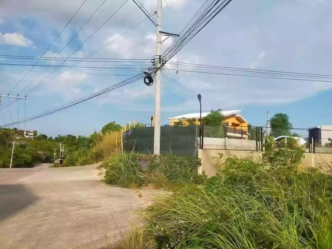 120 sqm Residential Lot for Sale in Santa Cruz, Liloan – Near Main Road and Mall — Residential Lot in Liloan, Cebu, Philippines — Photo 2