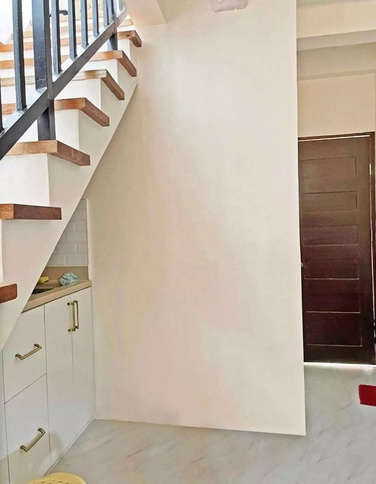 Open photo 19 of 19 — House and lot for sale with separate Apartment building in Cebu City