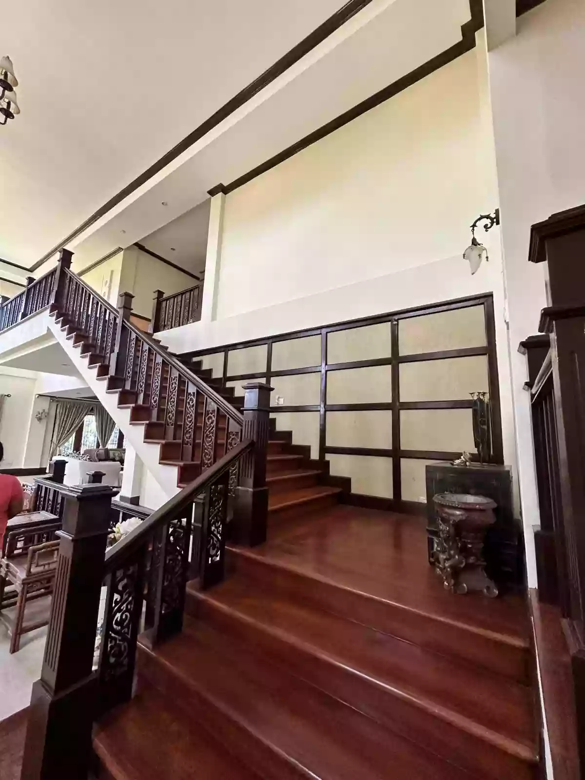Open photo 13 of 21 — 6 BEDROOM MANSION WITH A MILLION DOLLAR VIEW IN VISTA GRANDE