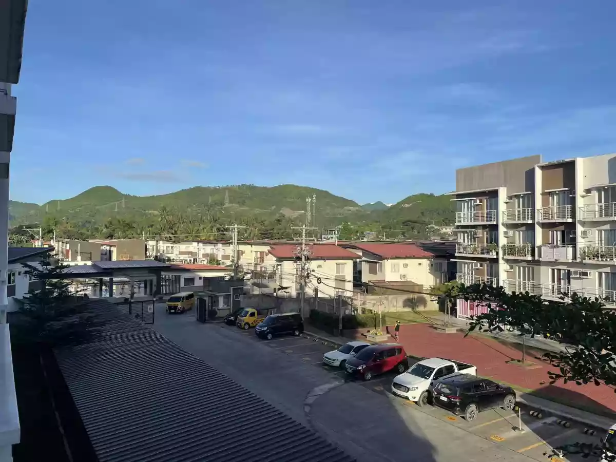 RENT TO OWN Studio Unit Condo in Modena Town Square, Minglanilla — Studio in Minglanilla, Cebu, Philippines — Photo 6