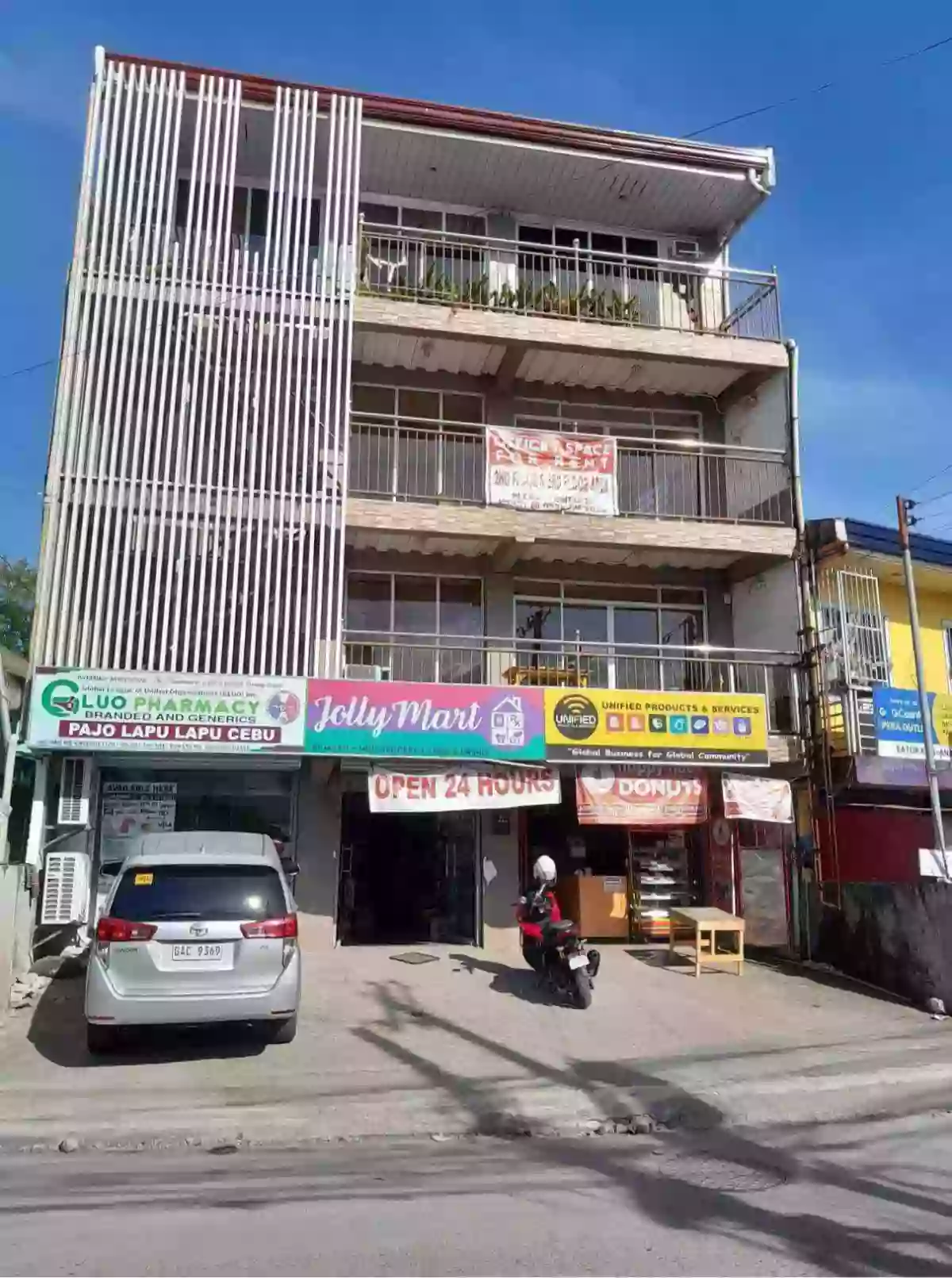 Commercial for rent — Building in Lapu-Lapu City, Cebu, Philippines — Photo 3