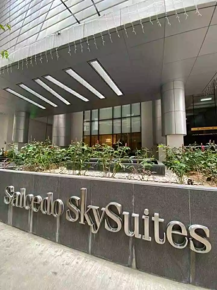 Rush sale condo unit at Salcedo Skysuites Condominium — 1 Bedroom in Makati City, Metro Manila, Philippines — Photo 2