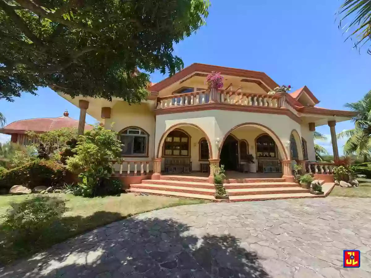 Amazing House with fishpond for Sale in Polo, Tanjay [available]