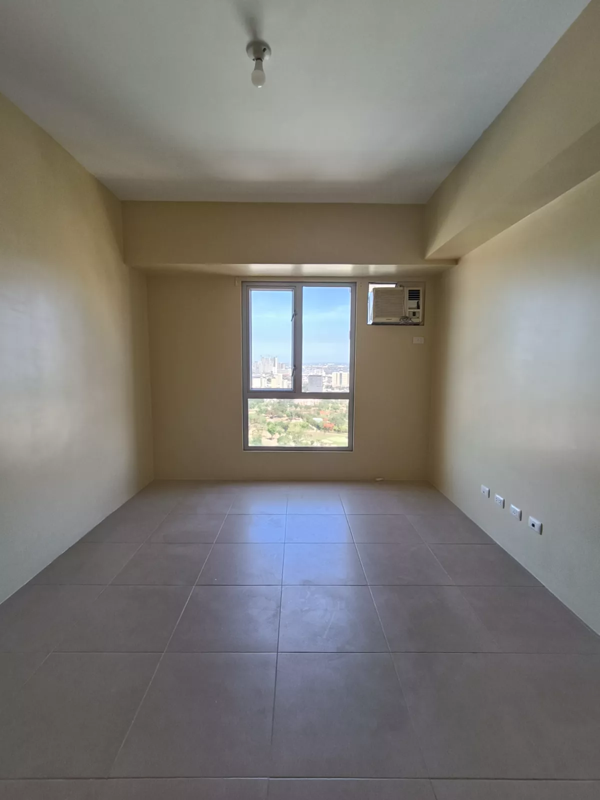Studio unit in Avida Riala — Studio in Lahug, Cebu City, Cebu — Photo 4