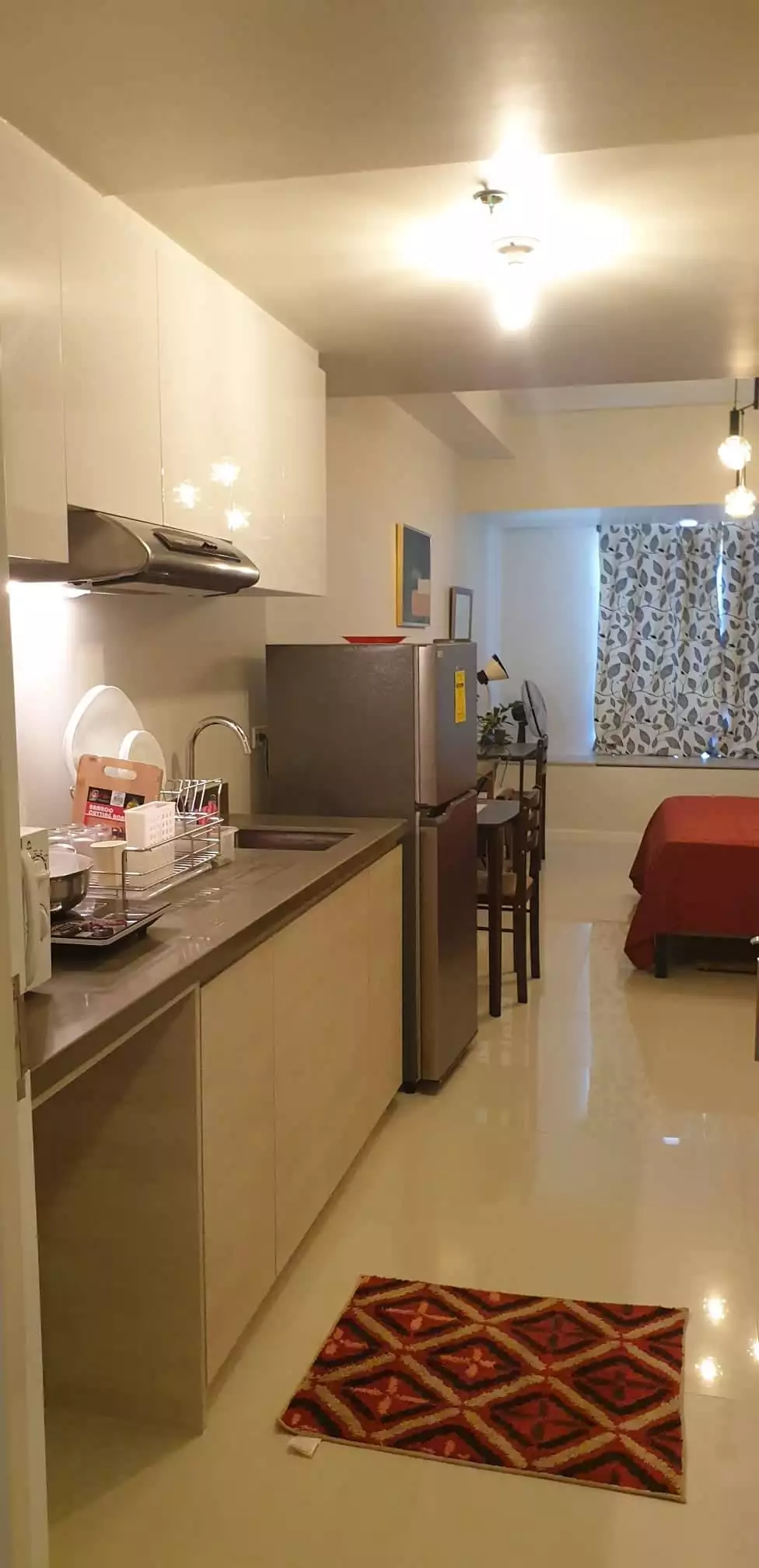 studio unit for rent in mandani bay tower 1 — Studio in F.E. Zuellig Avenue, Mandaue City, Philippines — Photo 3