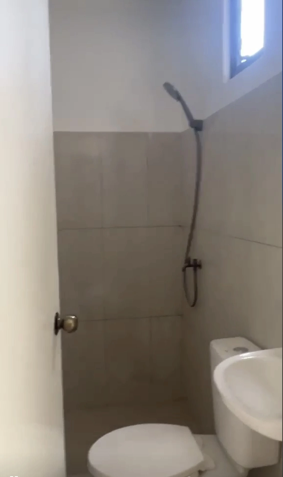 33unit Apartment Bldg in Banilad Cebu — Apartment in Cebu City, Cebu, Philippines — Photo 3