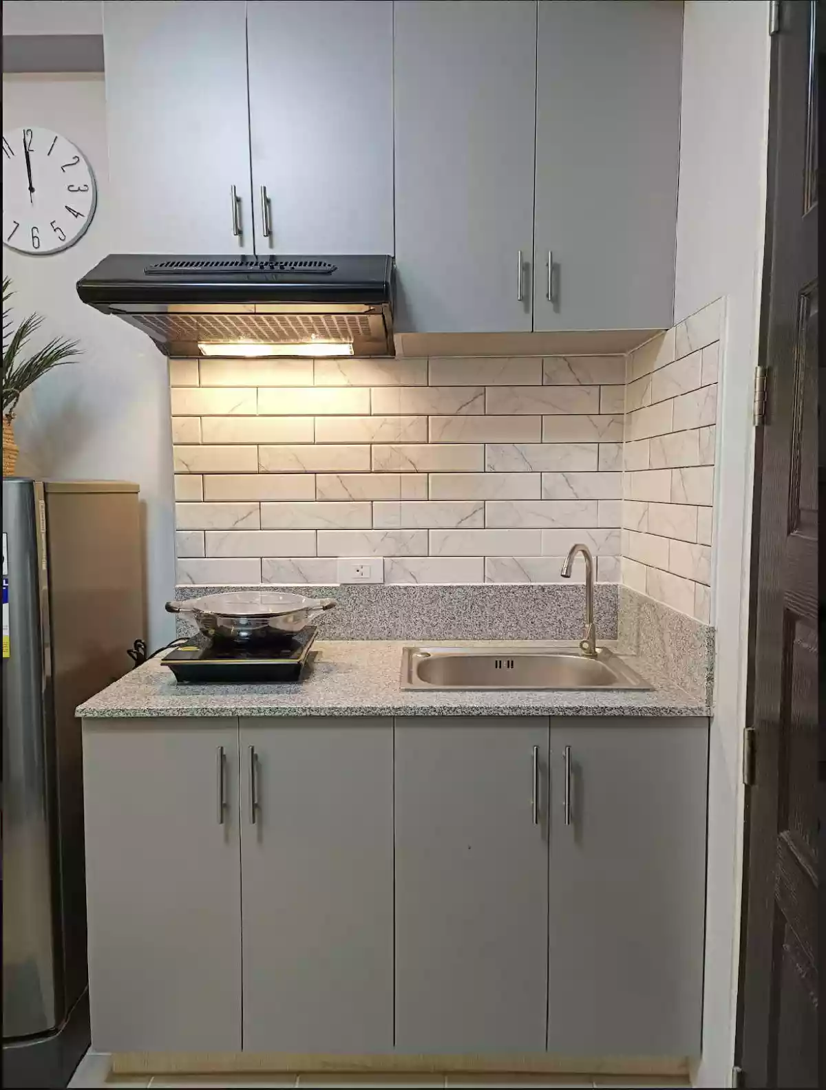 Open photo 19 of 20 — FOR SALE FULLY FURNISHED STUDIO UNIT WITH BALCONY WITH GREAT AMENITY VIEW