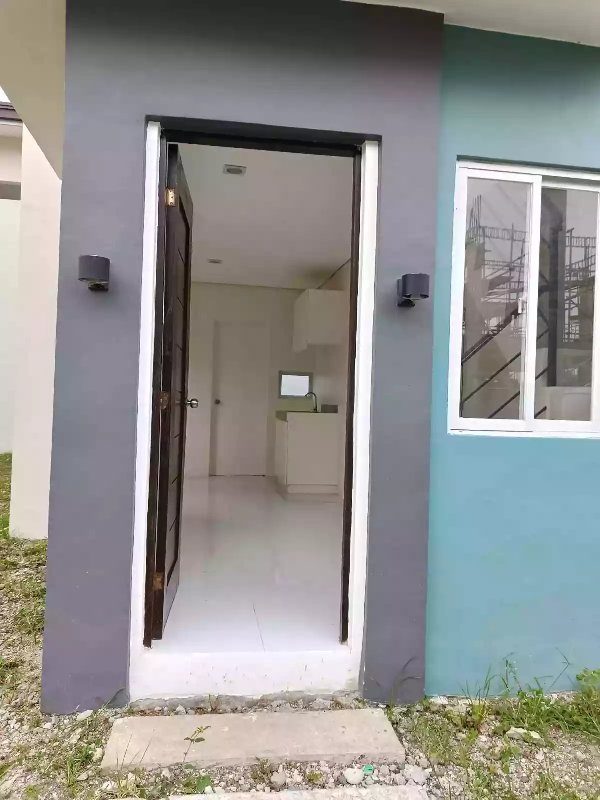 Assume 500k House and Lot! — House and Lot in Bago City, Negros Occidental, Philippines — Photo 6