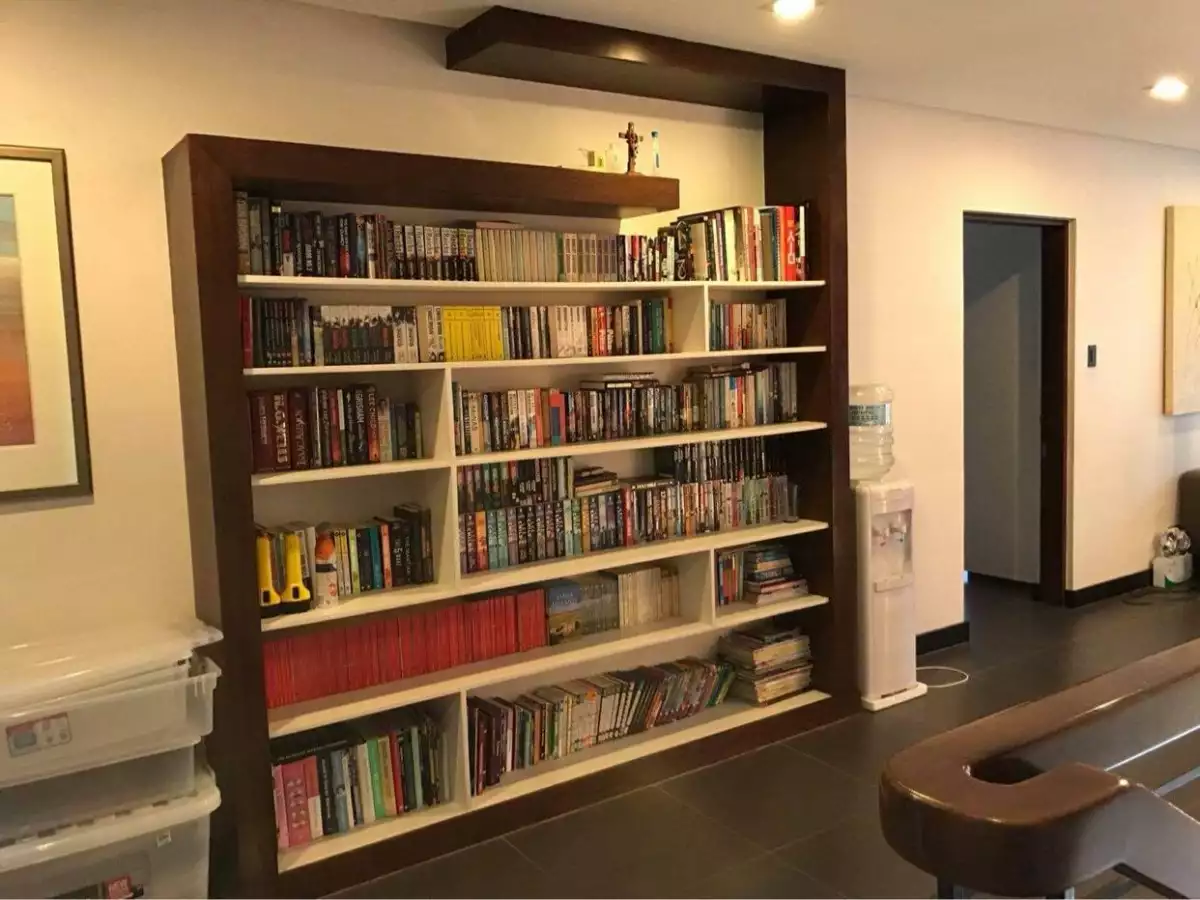 Open photo 13 of 61 — Maria Luisa House for Sale