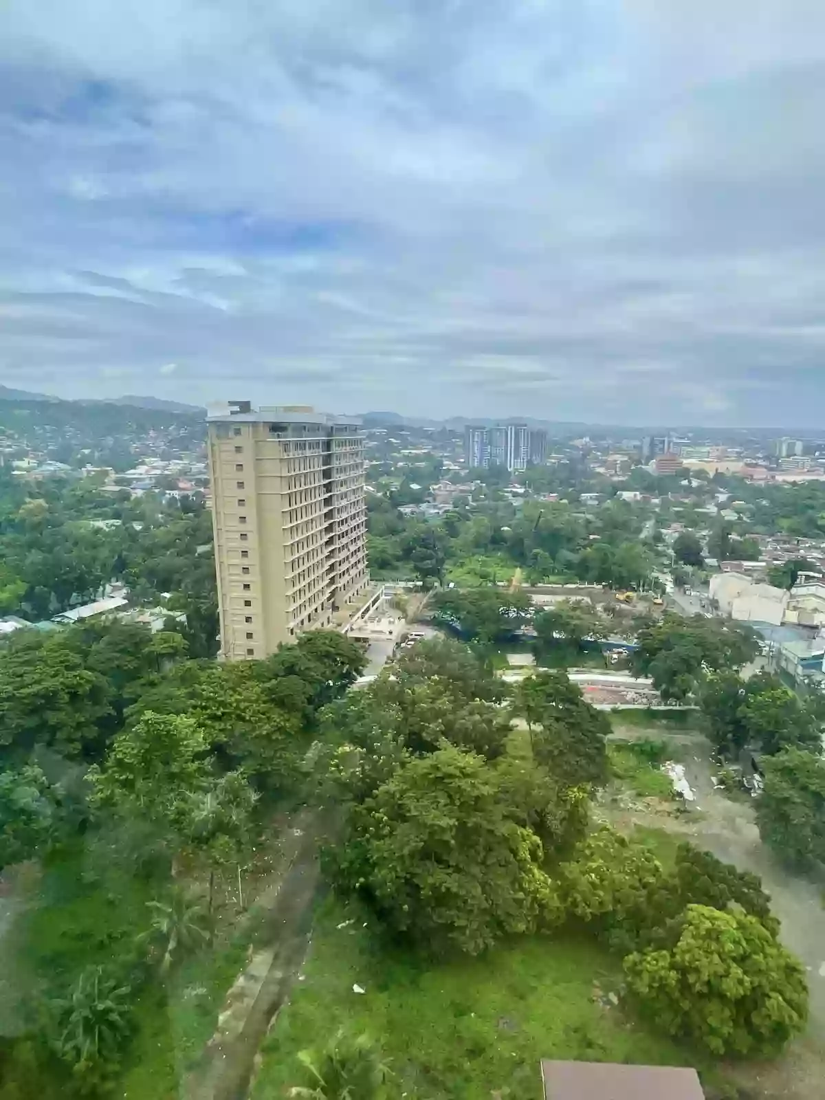 Open photo 11 of 12 — Furnished 1Bedroom Corner Unit Condo for Sale at Avida Tower 2 - IT Park, Cebu City