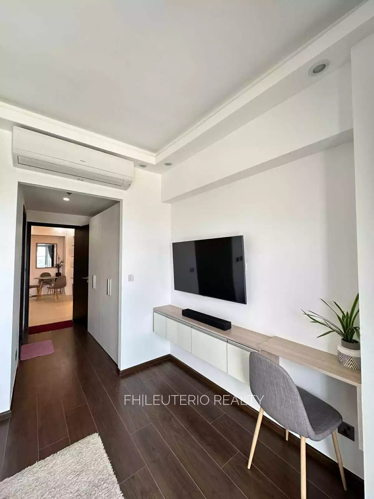 CONDOMINIUM — 1 Bedroom in Bajada, Davao City — Photo 6