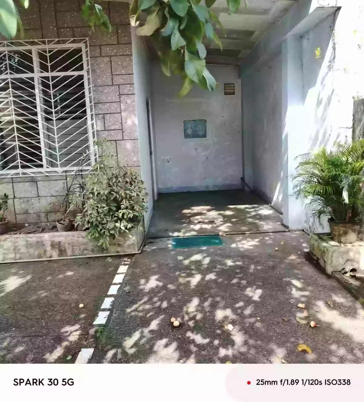 HOUSE AND LOT in prime location at Liboton — House and Lot in Naga City, Camarines Sur, Philippines — Photo 4