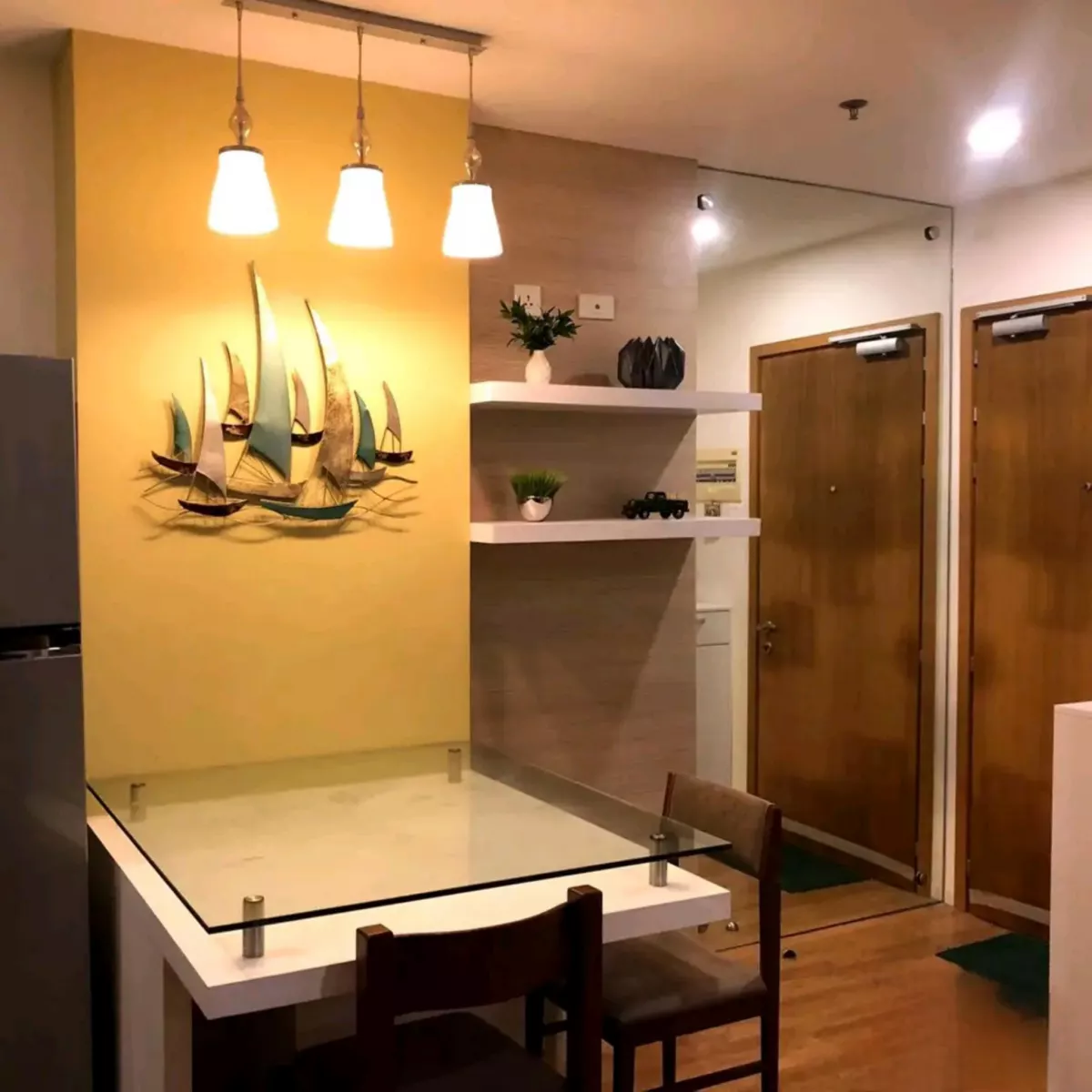2 BEDROOM CONDO FOR RENT near MACTAN AIPORT IN AZON RESIDENCES — 2 Bedrooms in Quezon National Highway, Lapu-Lapu City, Philippines — Photo 3