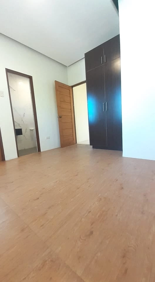 ROSEPIKE RESIDENCES — Townhouse in Pooc road, Talisay, Cebu — Photo 2