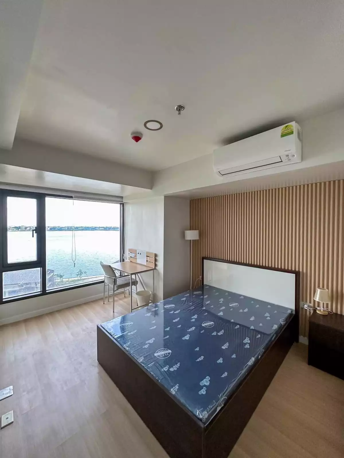 Open photo 13 of 15 — 2 BEDROOMS FOR RENT (Fully Furnished)- Mandani Bay