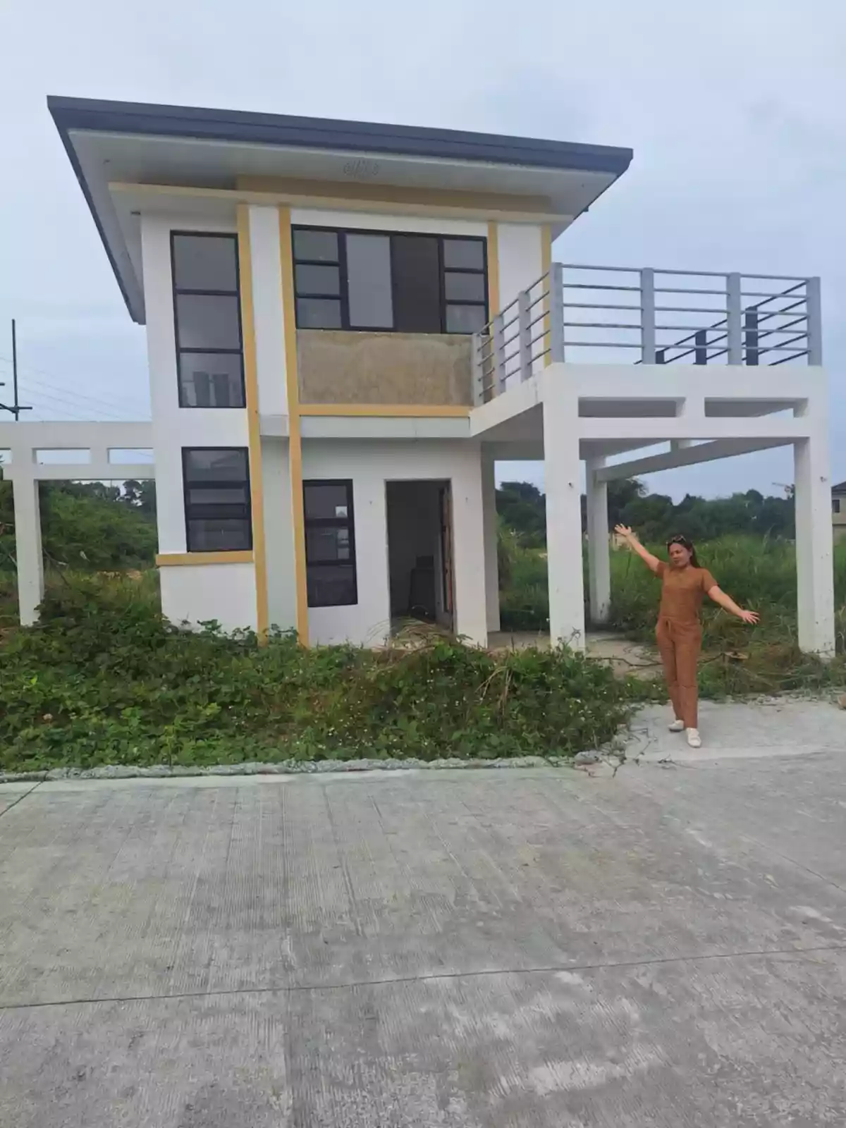 For Sale The Wellington Greens  Cogon, Compostela, Cebu — House and Lot in Compostela, Cebu, Philippines — Photo 3