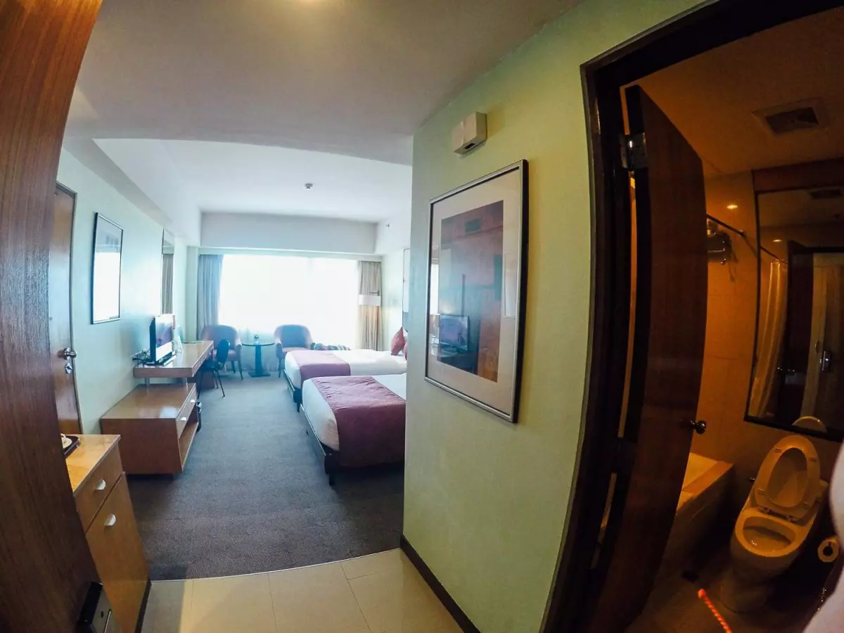 STUDIO UNIT FOR SALE IN MACTAN, CEBU (Income Generating) — Studio in Angasil Rd, Lapu-Lapu, Cebu — Photo 3