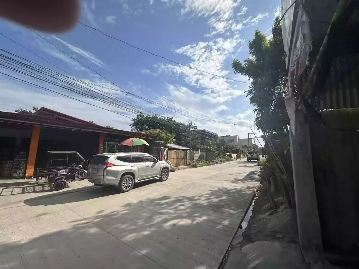 Prime Residential Lot Perfect for Both Residential and Commercial Development Opportunities. — Residential Lot in General Santos City, South Cotabato, Philippines — Photo 4