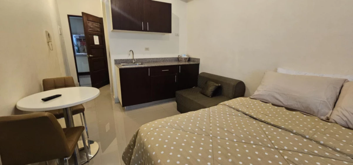 1 BEDROOM FOR SALE AT GRAND RESIDENCE EAST TOWER A — 1 Bedroom in Gov. M. Cuenco Avenue, Cebu City, Cebu — Photo 3