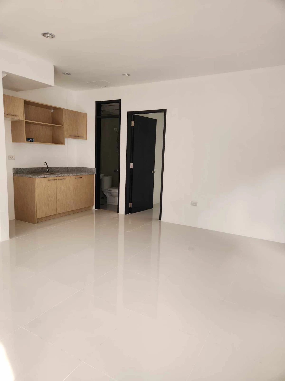 Minglanilla Highlands Property Duplex House — House and Lot in Abuno, Minglanilla, Cebu — Photo 5