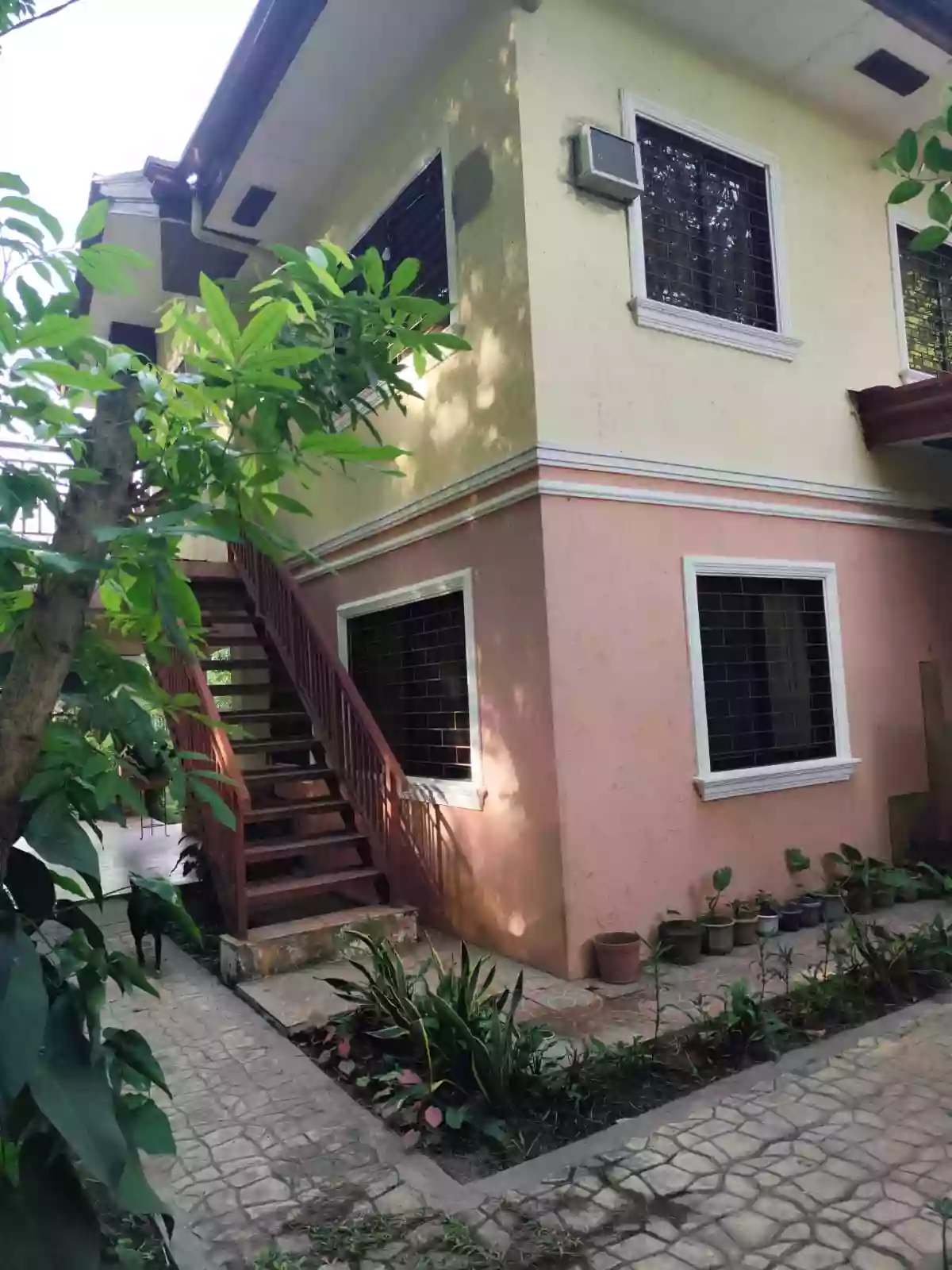 2- Storey Fully Furnished House and Lot For Sale — House and Lot in Dumaguete, Negros Oriental, Philippines — Photo 3
