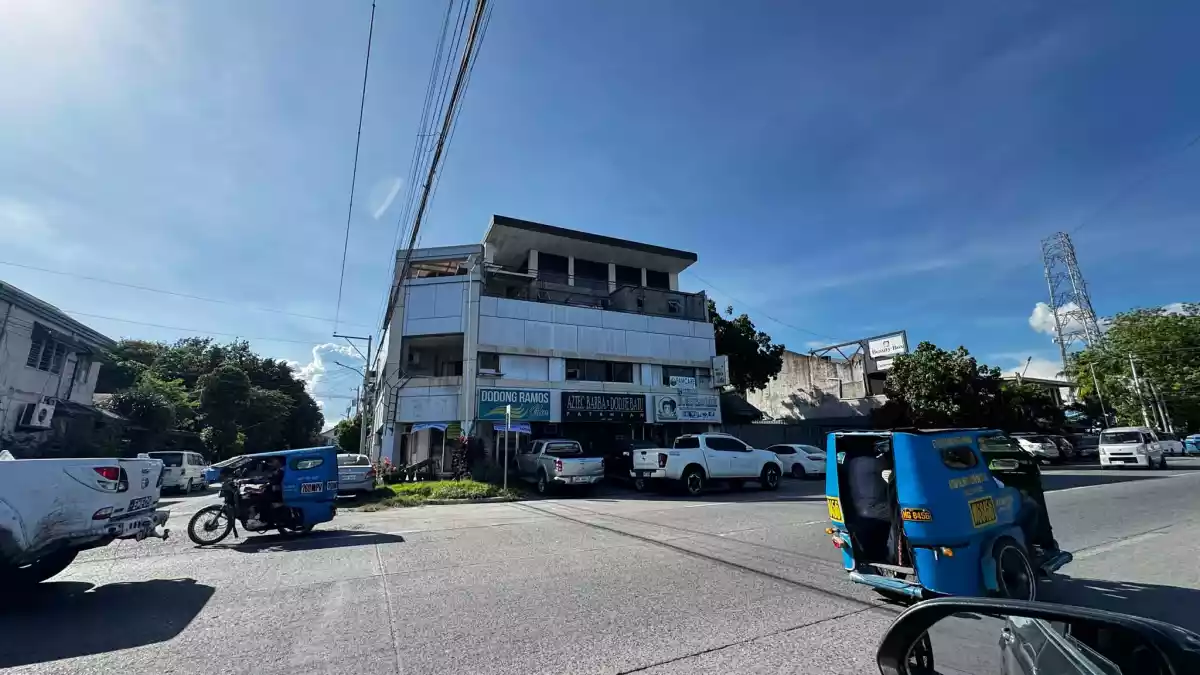 PRIME COMMERCIAL PROPERTY — Building in General Santos City (Dadiangas), South Cotabato, Philippines — Photo 5