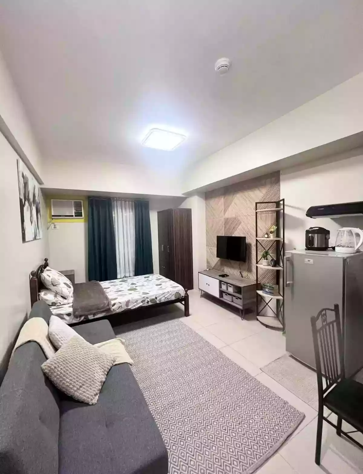 Full Furnished Studio Unit