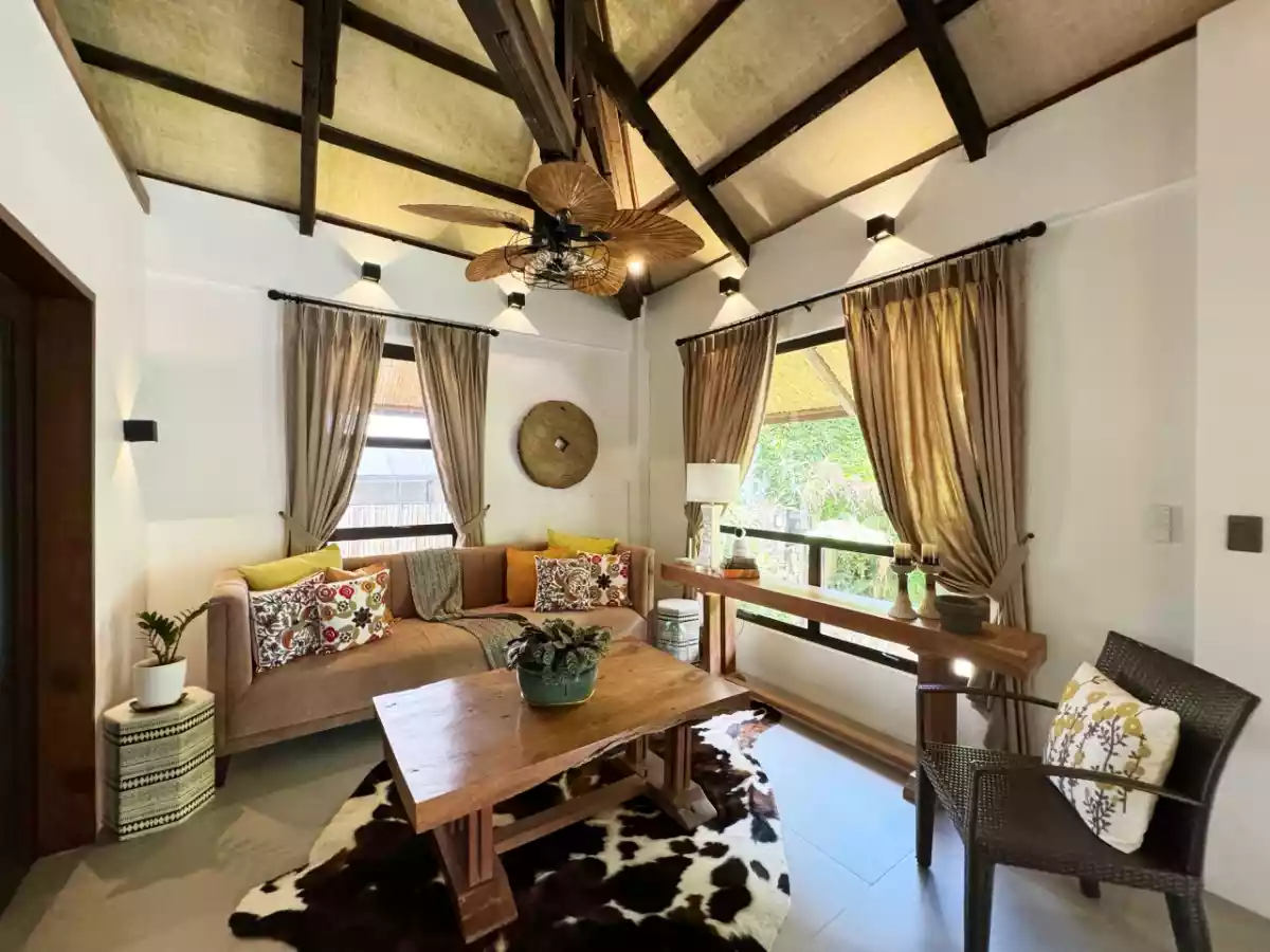 Elegant Modern Industrial Home For Sale  in Tagaytay City — House and Lot in Tagaytay, Cavite, Philippines — Photo 7