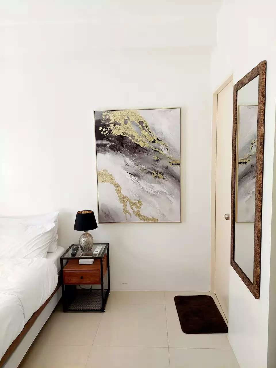 Stylish & Affordable Studio Unit for Rent at Tunghaan, Minglanilla, Cebu — Studio in Minglanilla, Cebu, Philippines — Photo 3