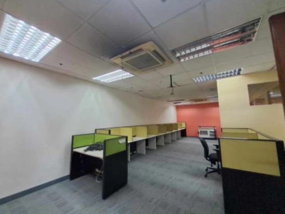305 Sqm. Office Space In IT Park — Office in Cebu City, Cebu, Philippines — Photo 4