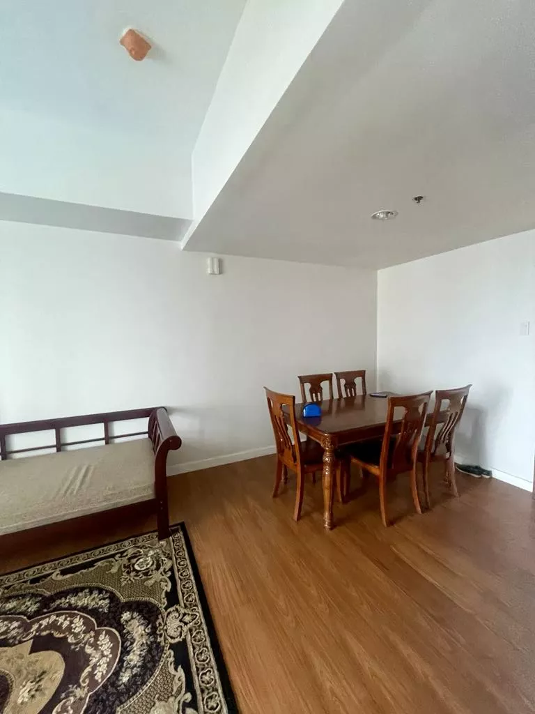 Rush Sale Furnished Condo Unit with Own Parking Space for Sale at Marco Polo Residences, Cebu City — 1 Bedroom in Cebu City, Central Visayas, Philippines — Photo 2