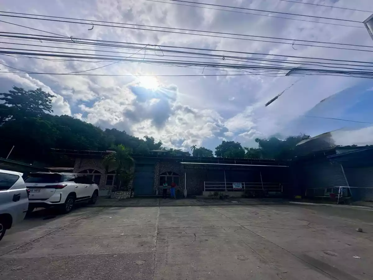 4311sqm LOT WITH AN OVERLOOKING VIEW IN CARMEN FOR SALE