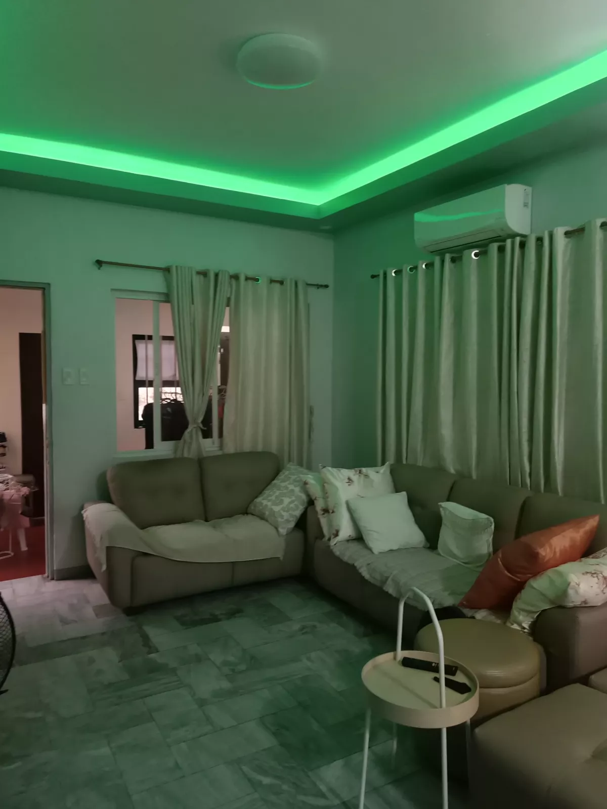 For Sale House and Lot In Gulang Gulang Lucena City Clean title Fully Finished 5 aircon and fixtures are included — House and Lot in Lucena, Quezon, Philippines — Photo 6