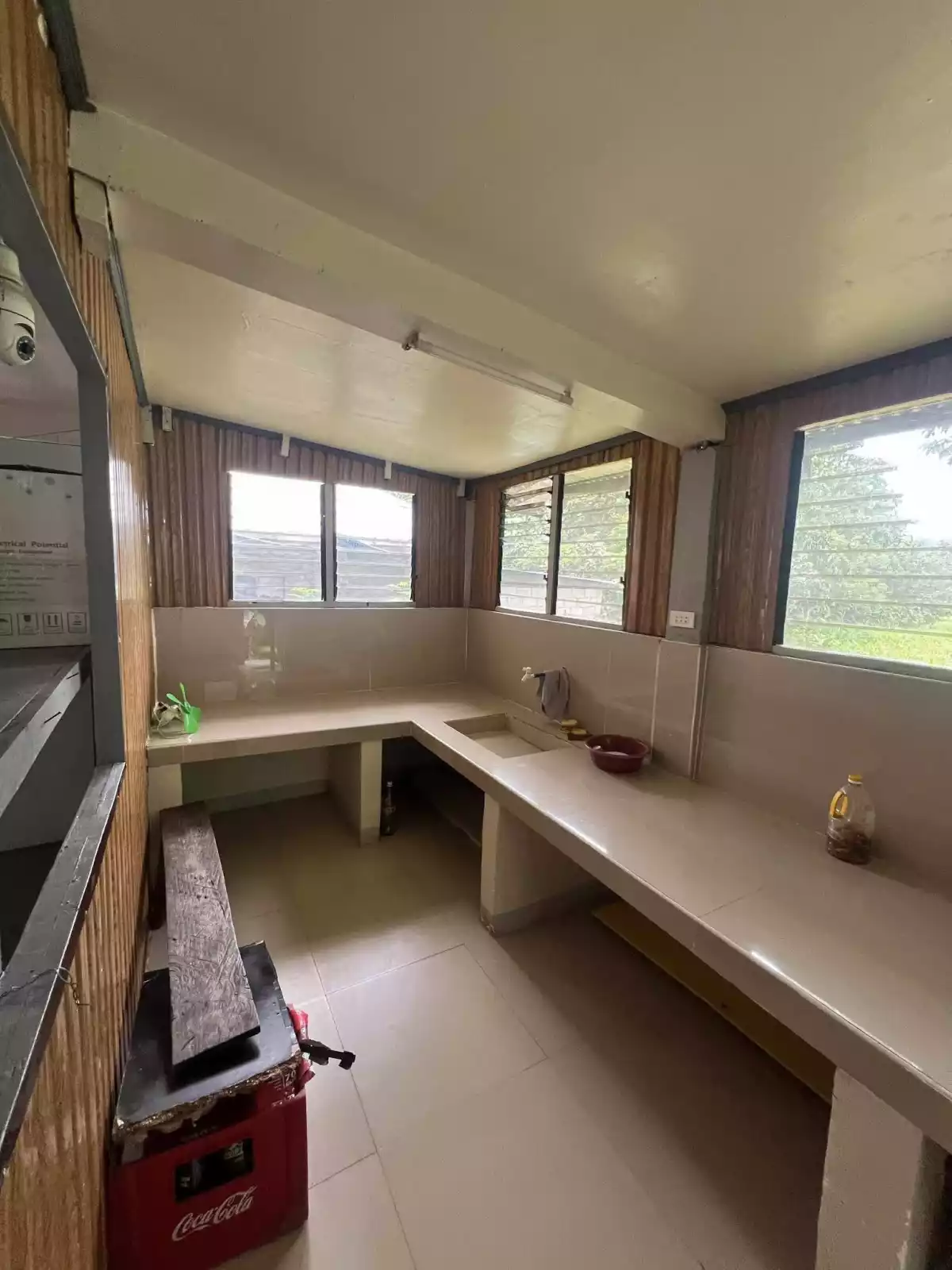 Boarding House for Sale with Commercial space — Boarding House in Mainit, Surigao del Norte, Philippines — Photo 4